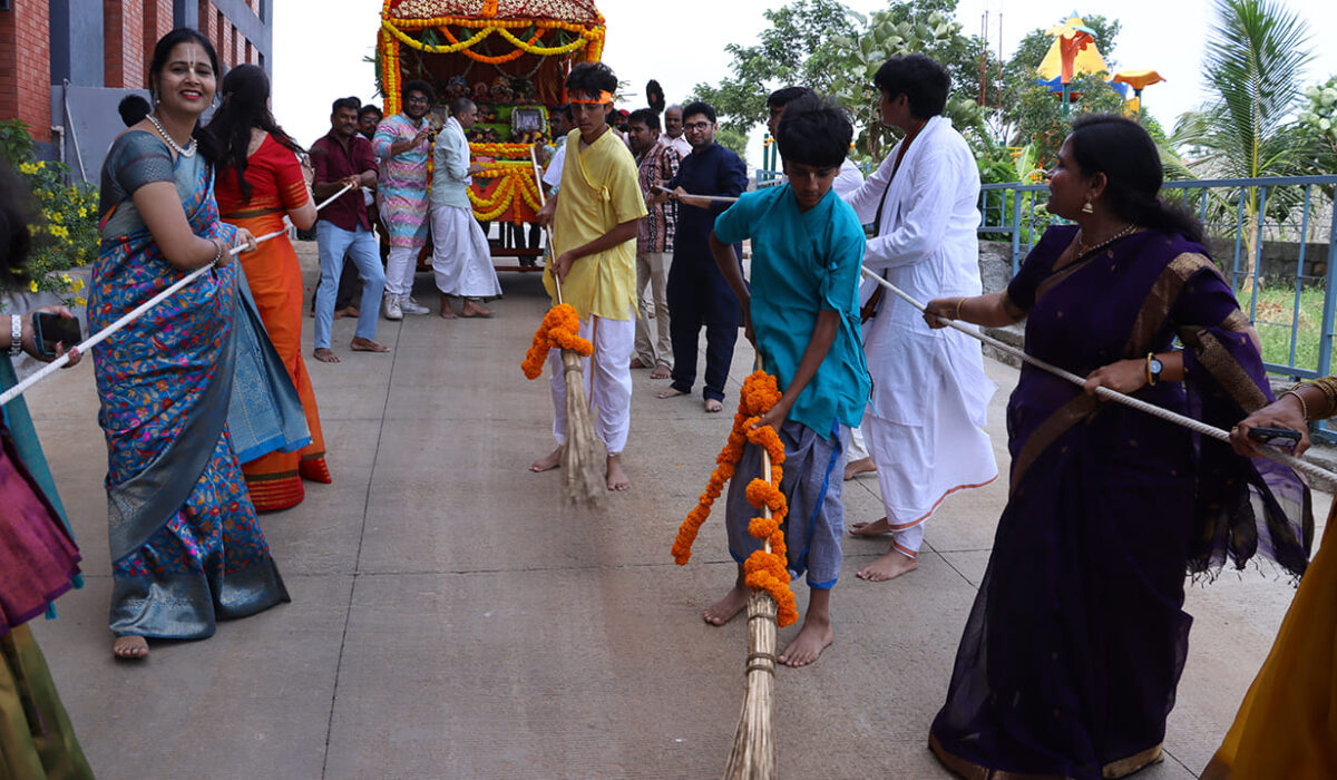 Rath Yatra - Basil Woods